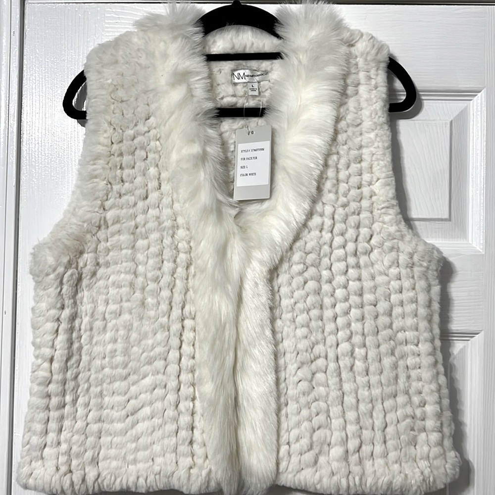 Faux Fur Sleeveless Jacket